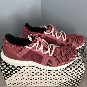 Adidas x Stella McCartney Ultraboost running shoes women’s size 7 US. NIB